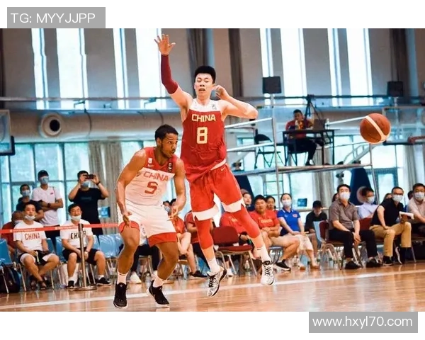 全国锦标赛分析：西安篮球队默契配合展现团队实力与战术执行力